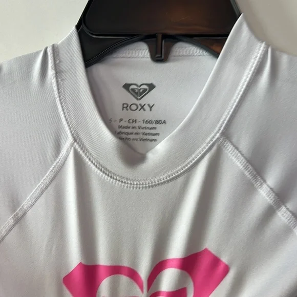 Roxy Rash Guard size Small - Picture 3 of 3
